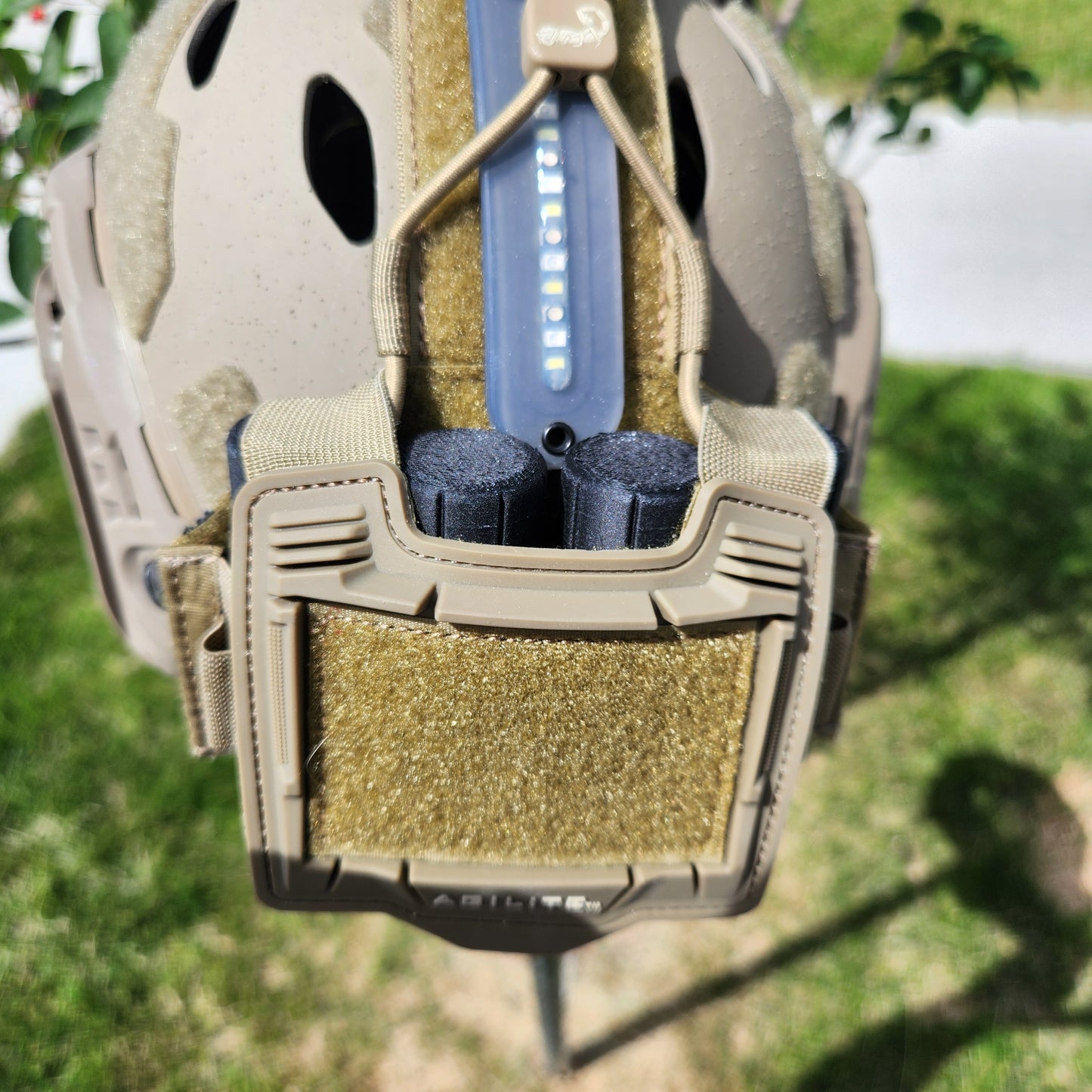 Quad Tubes - 8CR123 or 4 AA helmet compatable Storage
